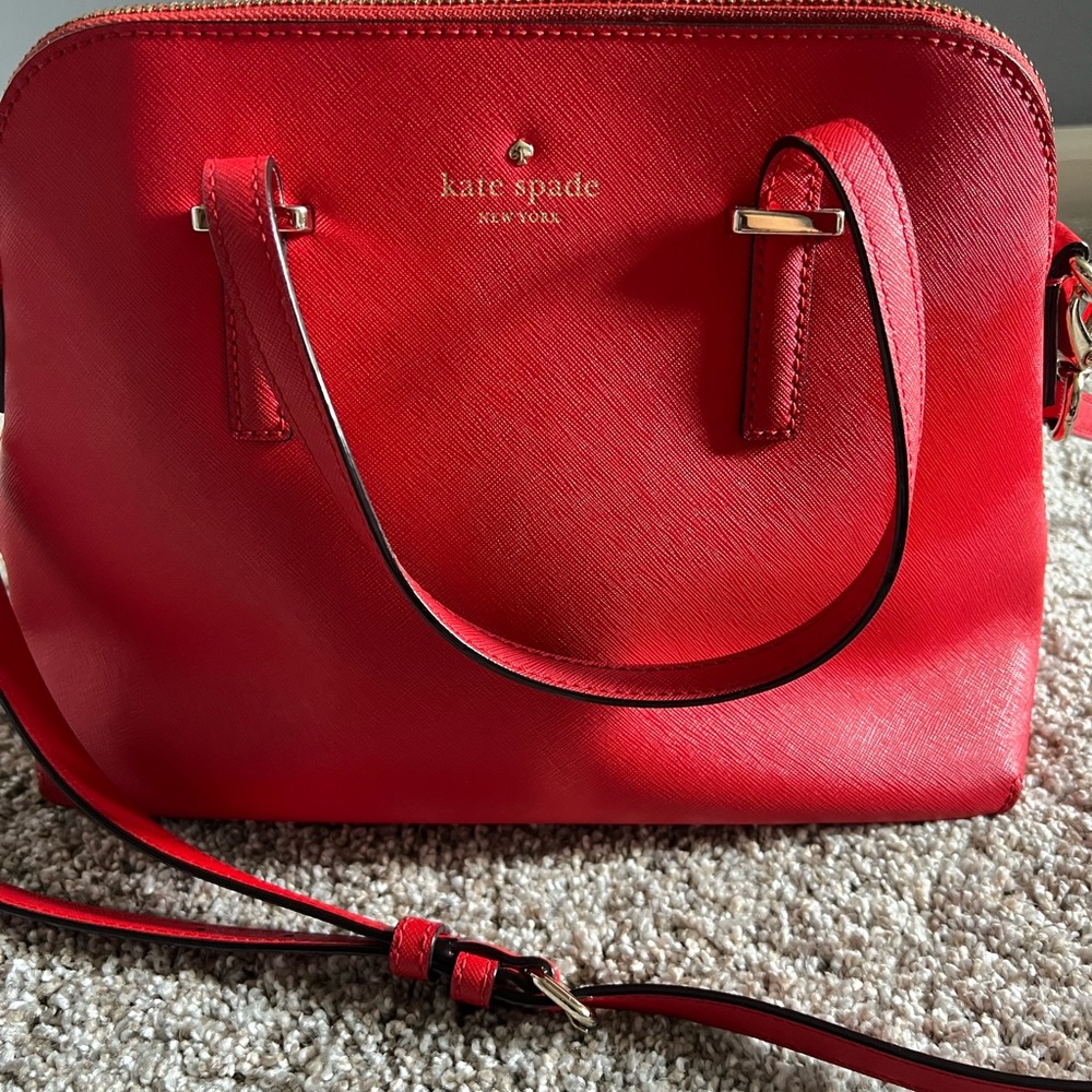 MAKE AN OFFER-Authentic -Kate Spade Satchel- Good Condition